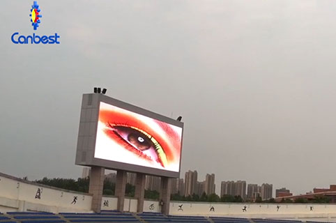 Outdoor Giant LED Billboard P10 Shinning in University