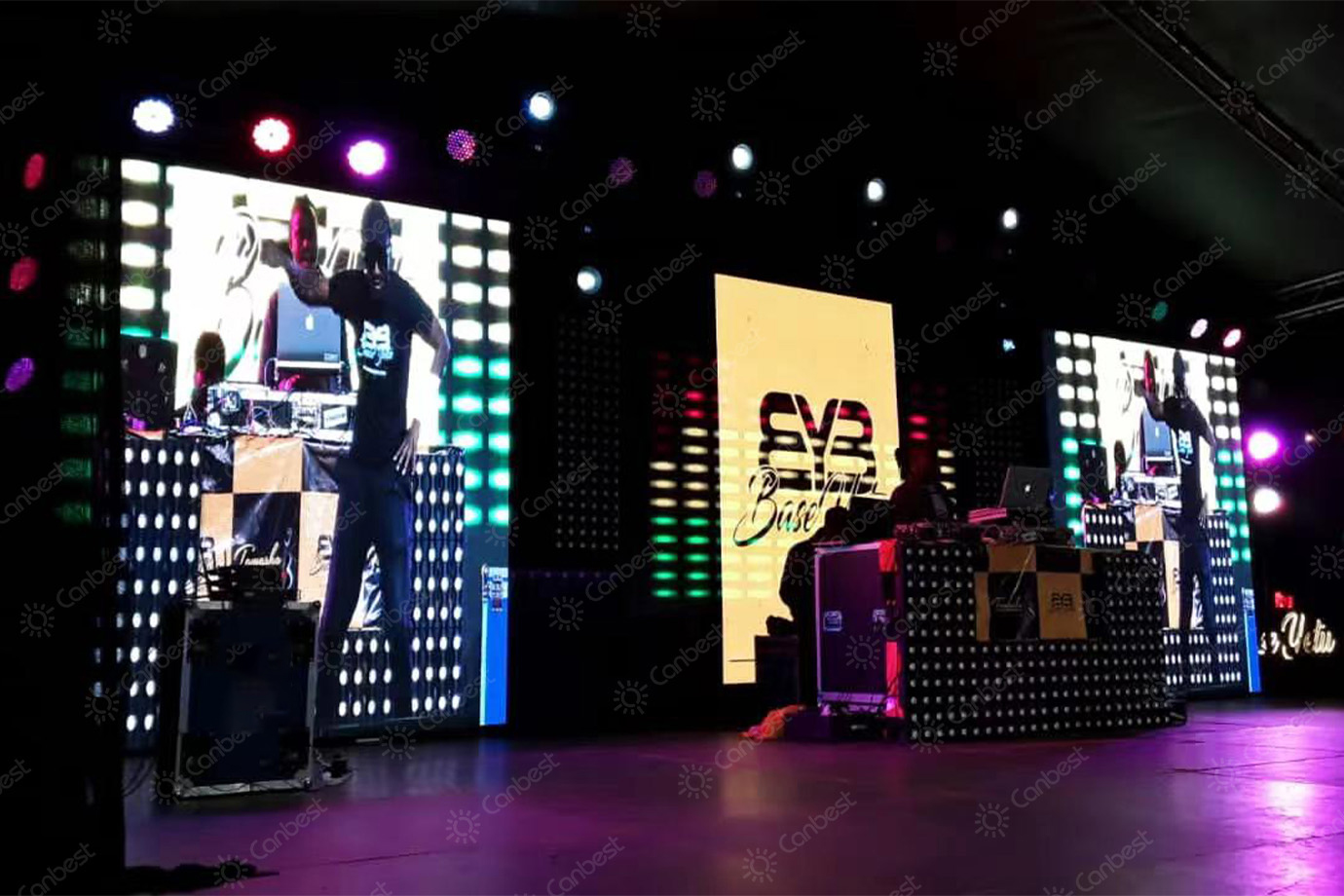 RX390 P3.91 Outdoor LED Screen for Concerts Background Kenya